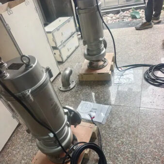 Pompa air limbah terendam baja tahan karat 45KW 440V 60Hz untuk drainase air limbah aliran tinggi